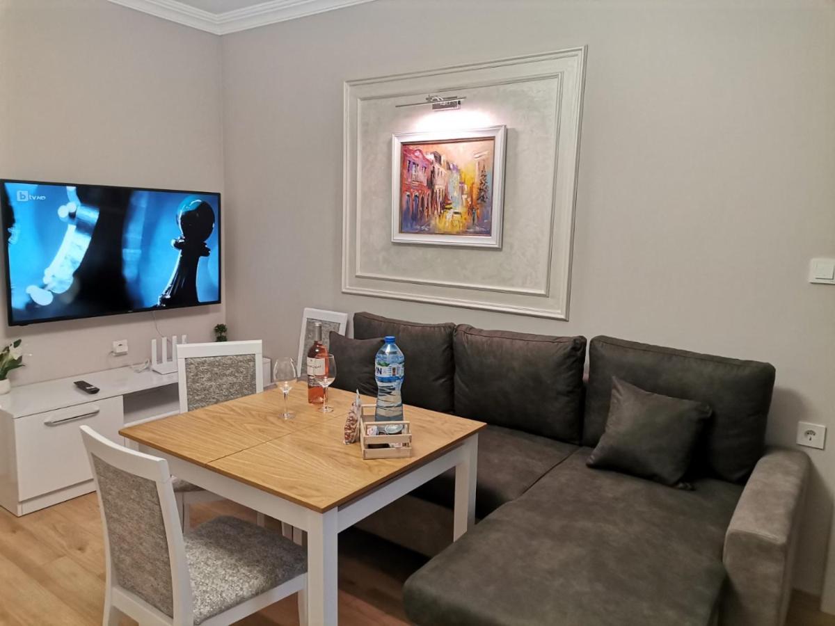 Family Boutique Residence-Free Parking Велико-Тирново Екстер'єр фото