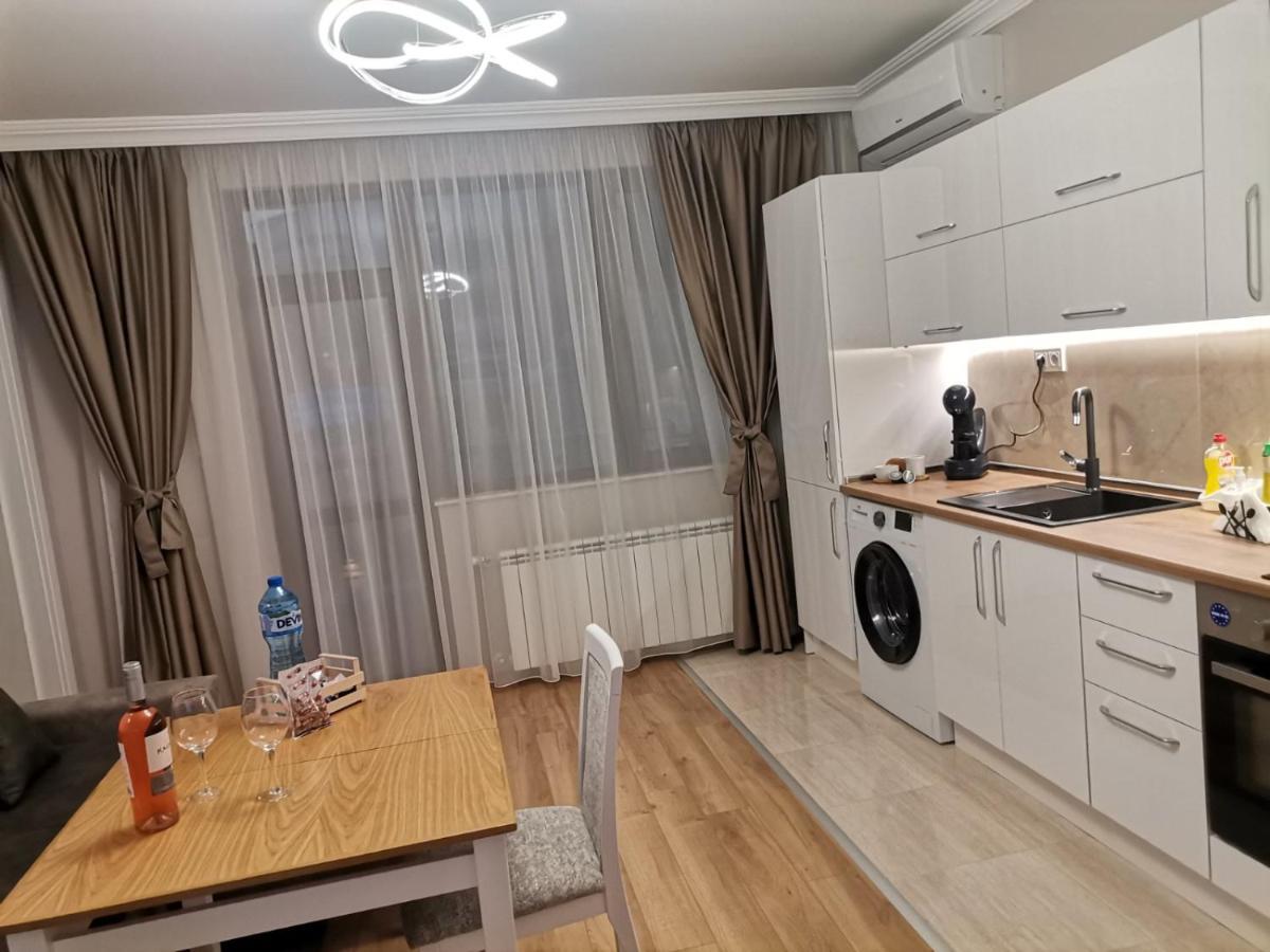 Family Boutique Residence-Free Parking Велико-Тирново Екстер'єр фото