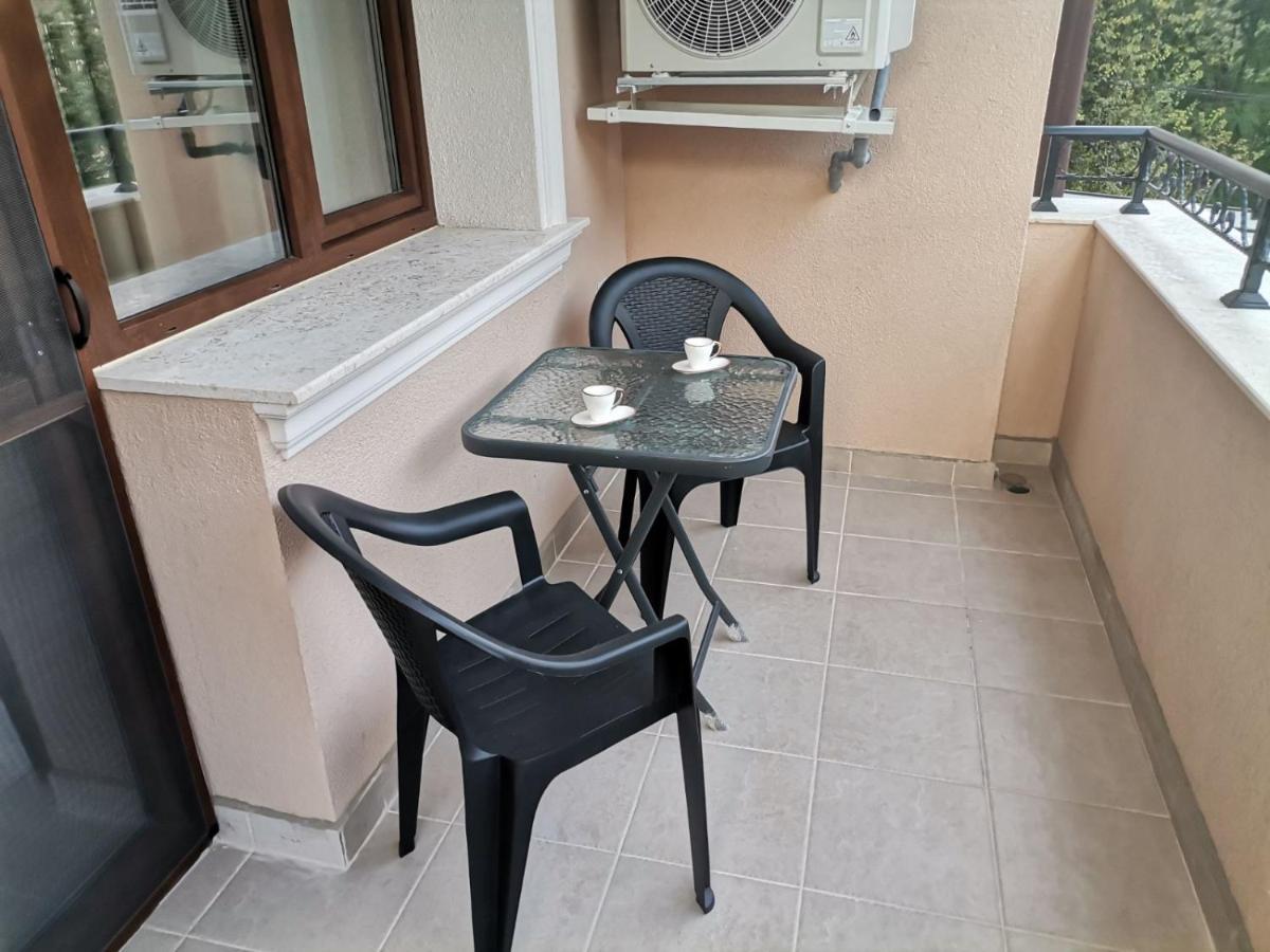 Family Boutique Residence-Free Parking Велико-Тирново Екстер'єр фото