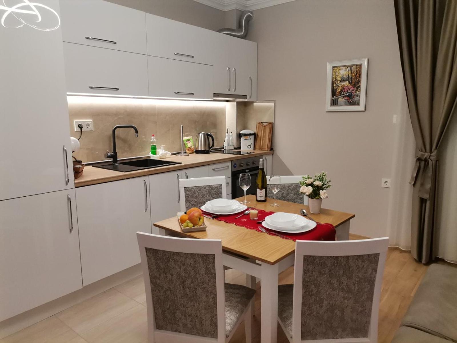 Family Boutique Residence-Free Parking Велико-Тирново Екстер'єр фото